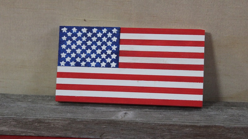 DIY Desktop “Old Glory” (FREE PLANS)