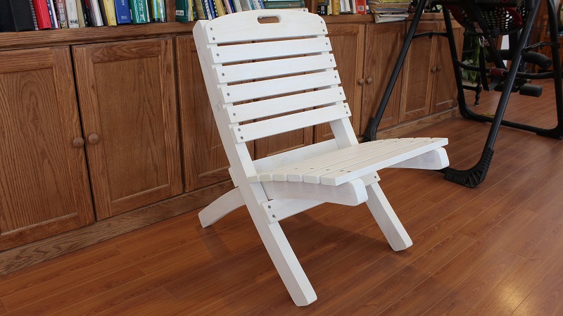 Awesome Portable Patio Chair! (FREE PLANS)