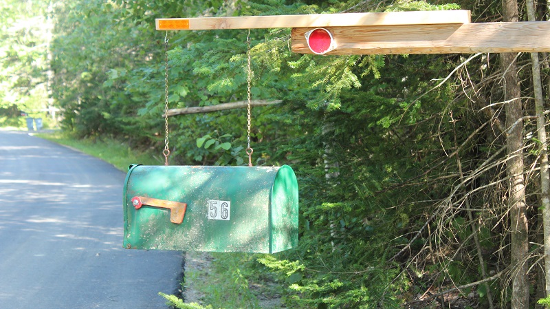 (S-7 Ep-22) Hang a Rural Maine Mailbox